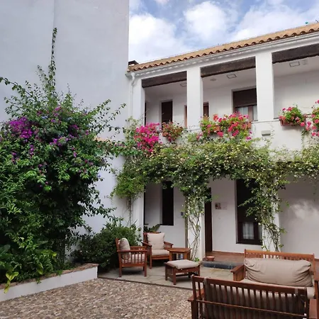 Alhajas De Aparthotel 3*