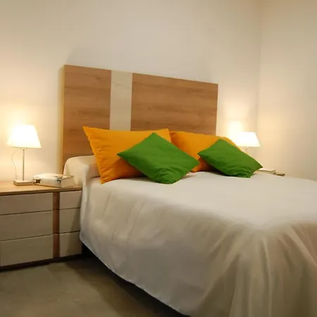 Alhajas De Aparthotel 3*